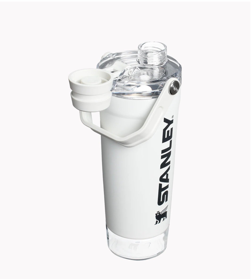 Stanley active Shaker Bottle | 0.59L